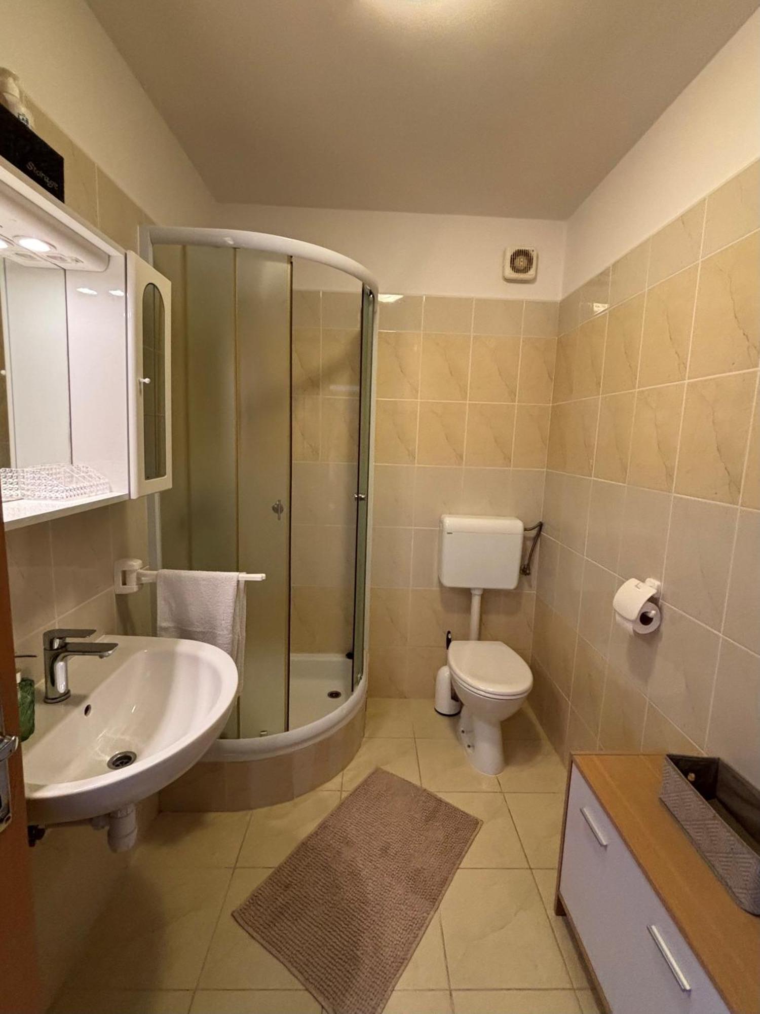 Apartmani Knezevic 포세다르예 외부 사진