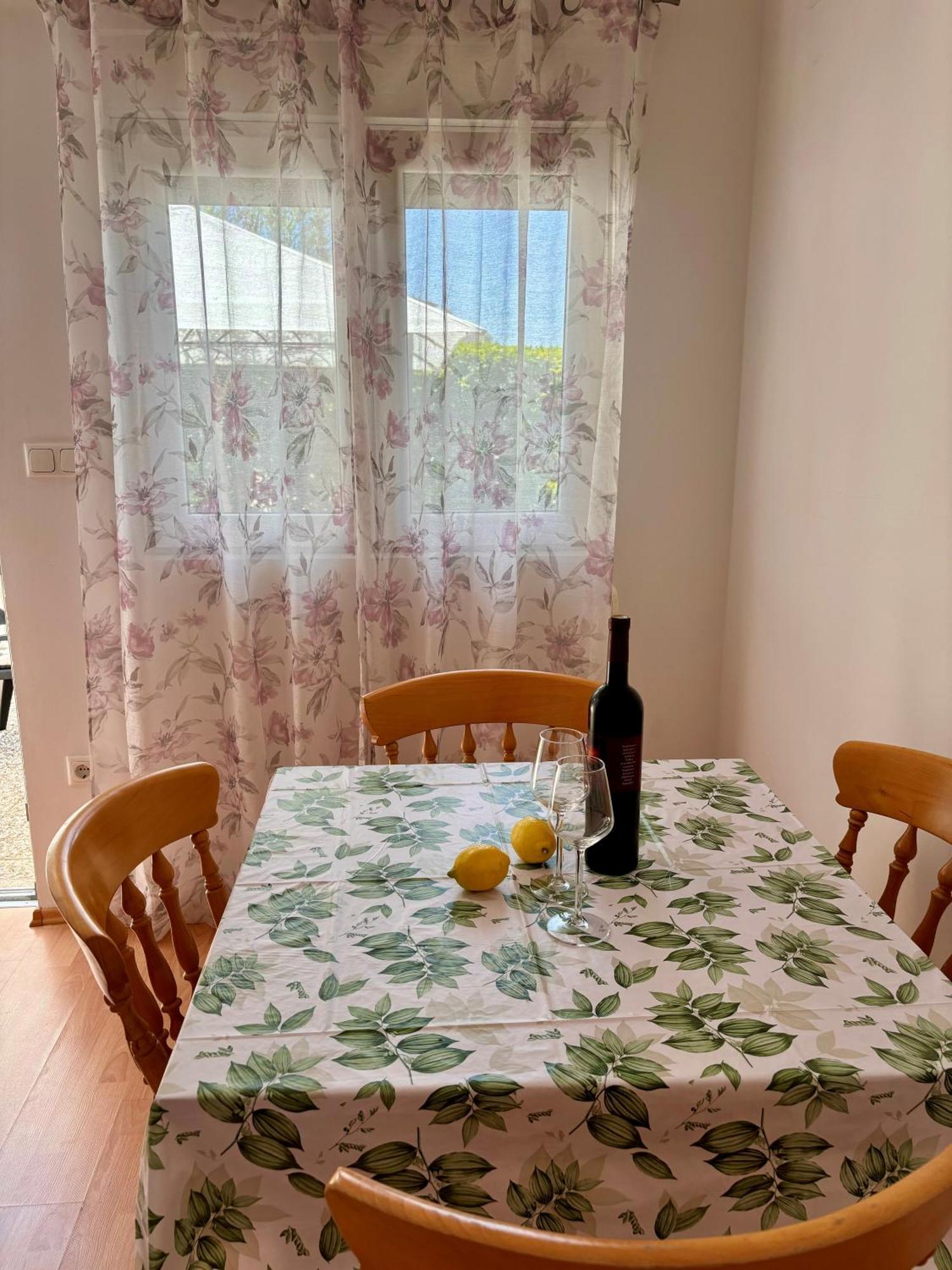 Apartmani Knezevic 포세다르예 외부 사진